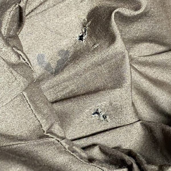 A-2フライトジャケットの穴塞ぎ　2