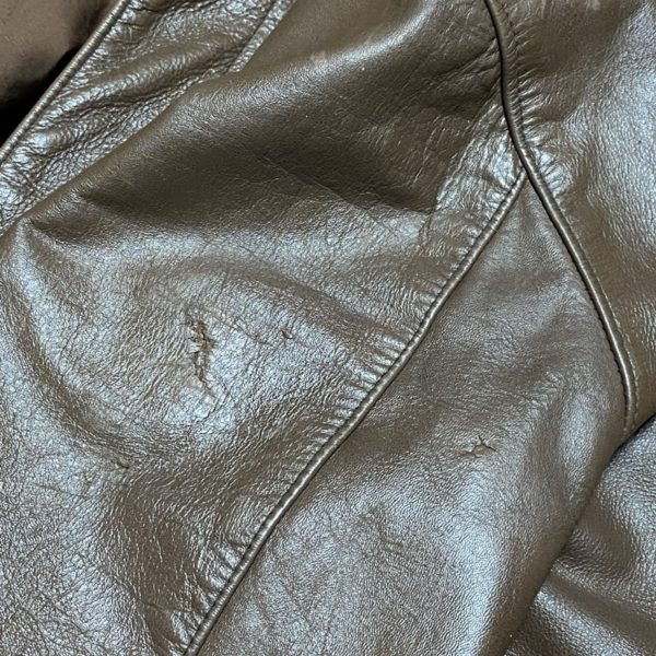 A-2フライトジャケットの穴塞ぎ　4